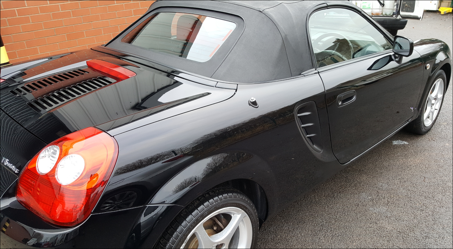 MR2 Detail Exterior View